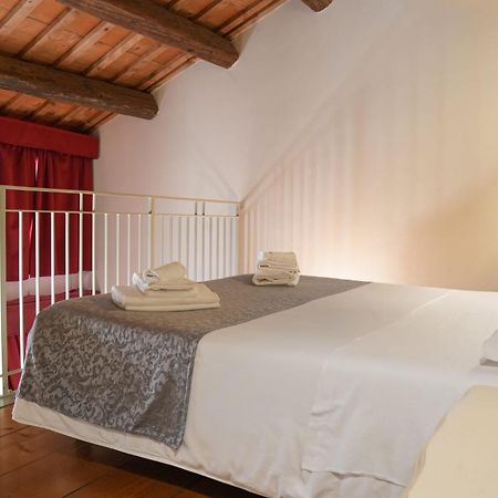Honey Rooms Ferrara Esterno foto