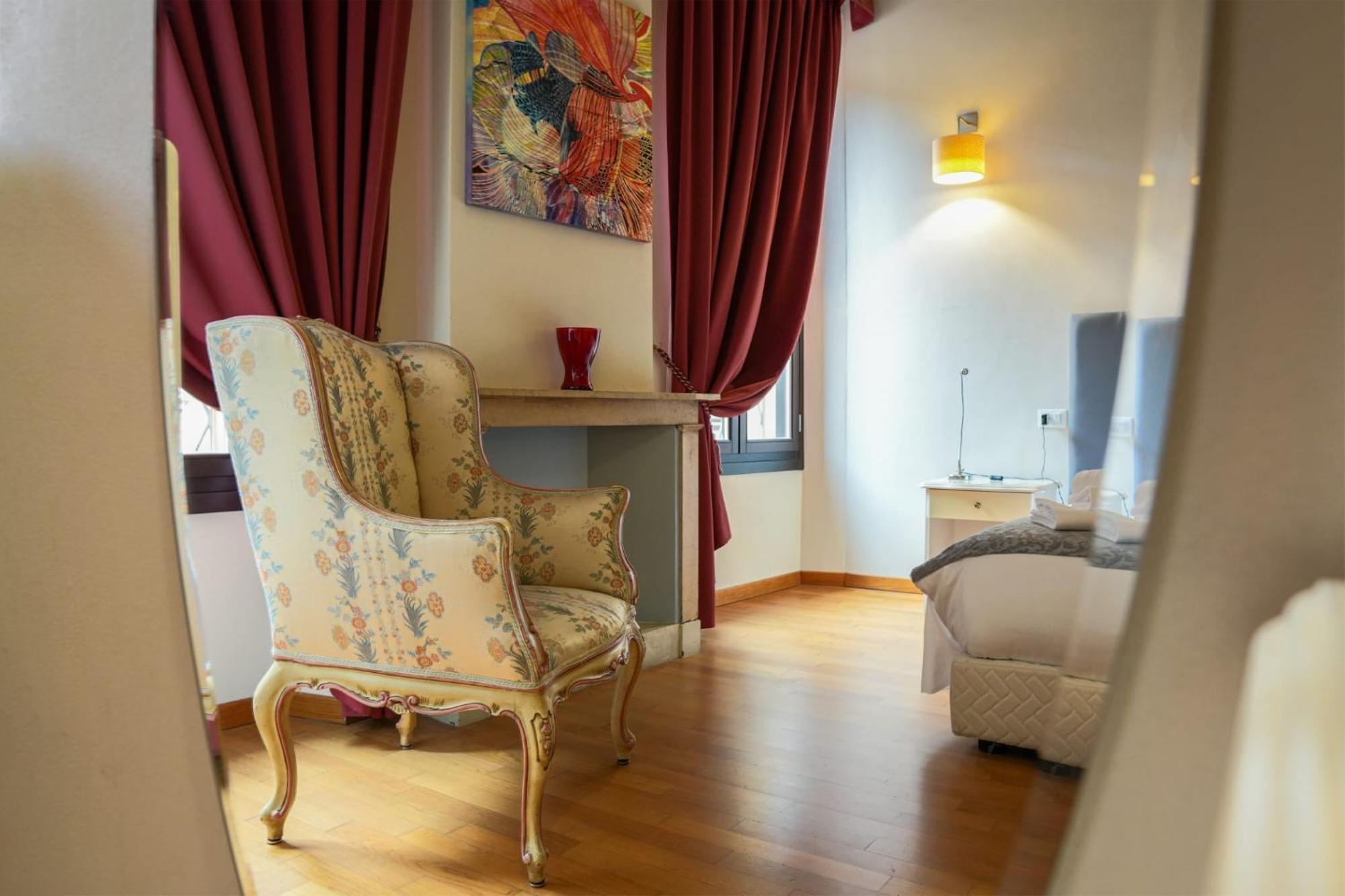 Honey Rooms Ferrara Esterno foto