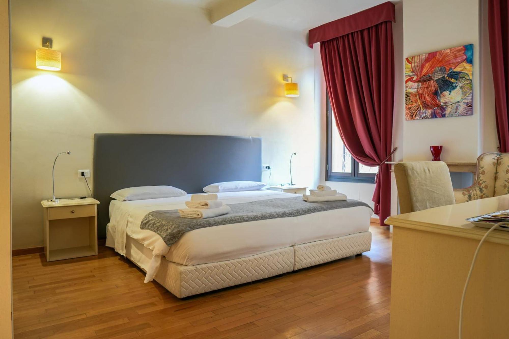 Honey Rooms Ferrara Esterno foto