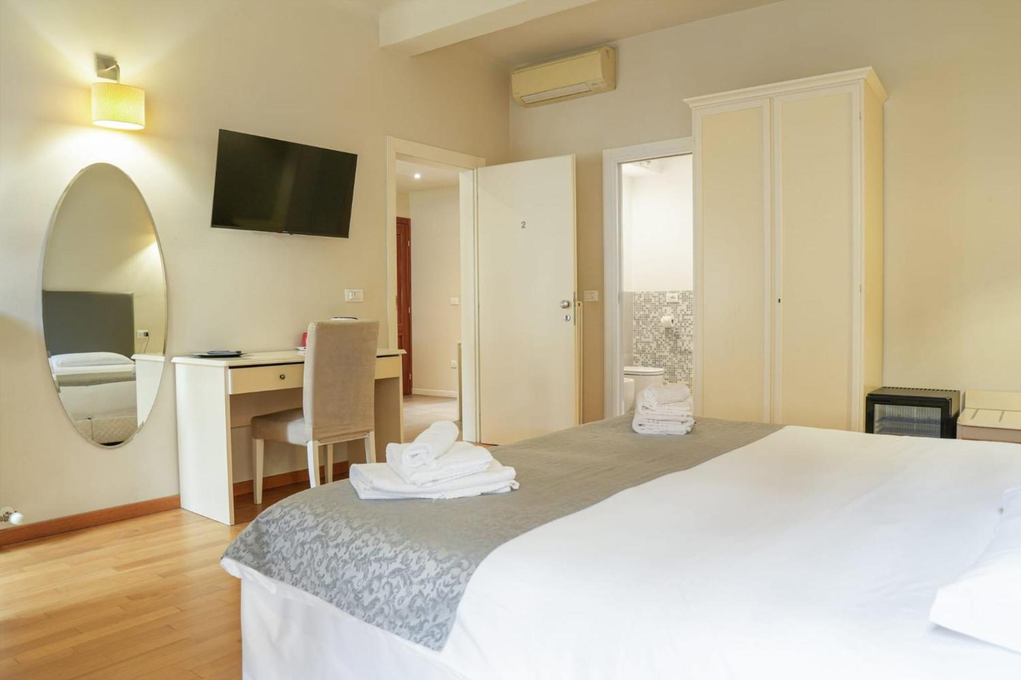 Honey Rooms Ferrara Esterno foto