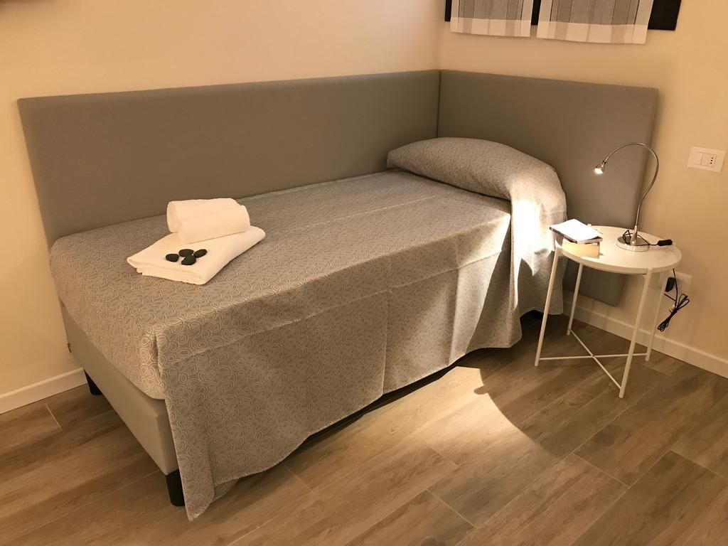 Honey Rooms Ferrara Esterno foto